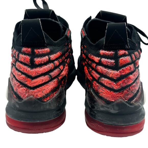 Nike GS LeBron 17 Red Black Kids Size 6.5 Youth - Picture 7 of 9
